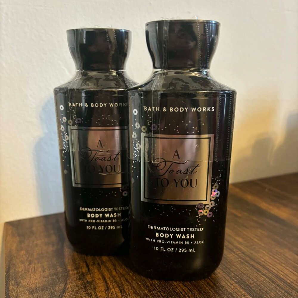 Bath & Body works A Toast to you 2 body wash